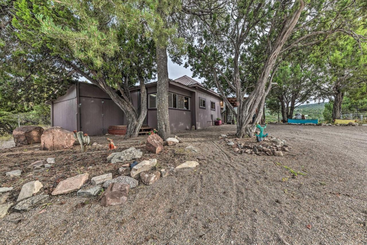 Cozy High Rolls Cottage Near Hiking Trails! Cloudcroft Exterior foto